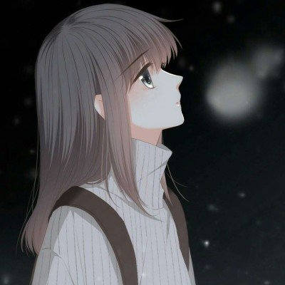 男子走路时多次故意触碰女学生